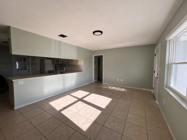 Photo - 2-bedroom, 2-bathroom Apartment