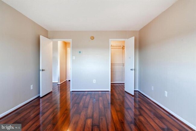 Building Photo - 1121 University Blvd W Rental