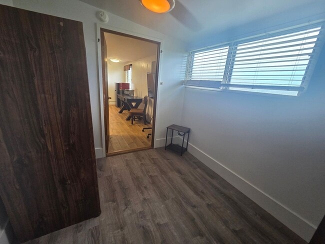 Photo - 75 Loha St Unit Studio