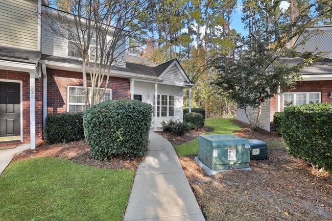 Photo - 230 North Cir