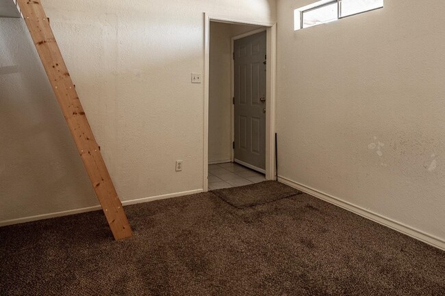 Photo - 214 Miller Dr