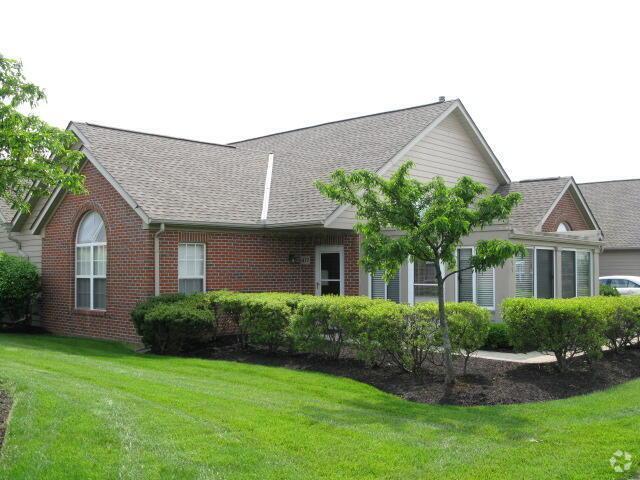 Building Photo - 477 Saddlery Dr W Rental
