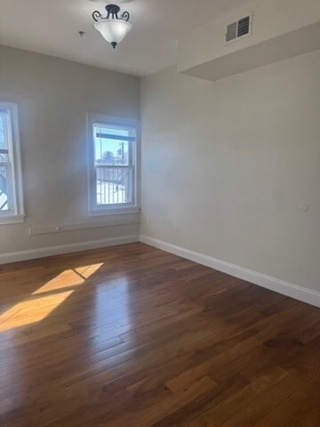 Photo - 290 Broadway Unidad 1