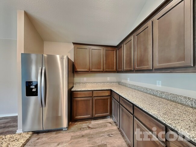 Photo - 2565 Hadley St