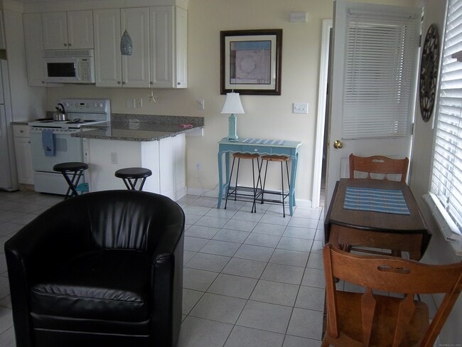 Photo - 55 Pine Island Rd