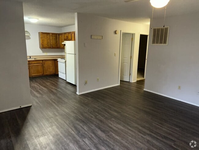 Building Photo - 224 County Line Rd Unit 224 County Line Rd C Rental