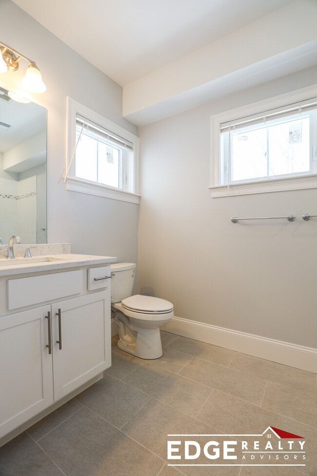 Photo - 107 Kenrick St Unit 1