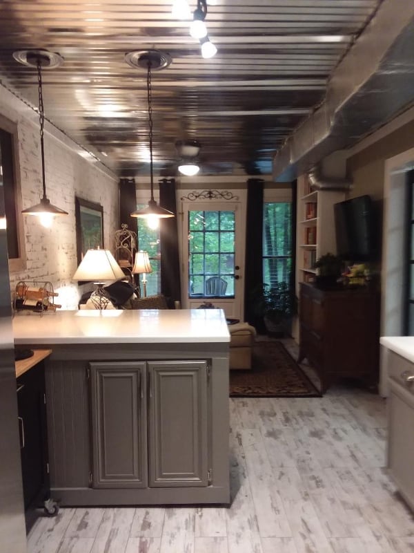 Building Photo - 937 Edgewater Cir