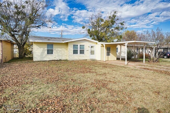 Photo - 1234 S Crockett Dr