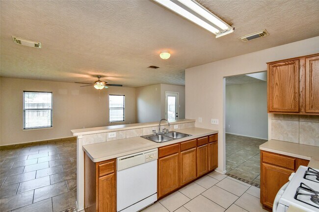 Photo - 20506 Holly Barr Ln