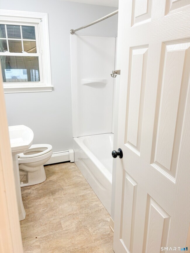 Photo - 37 Mathewson Ave