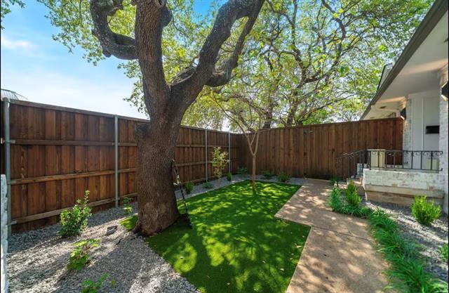 Photo - 9003 Villa Park Cir