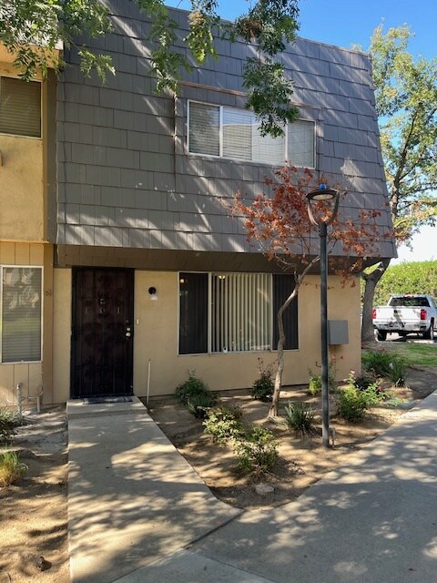 Photo - 5188 E Ashlan Ave Unidad 101