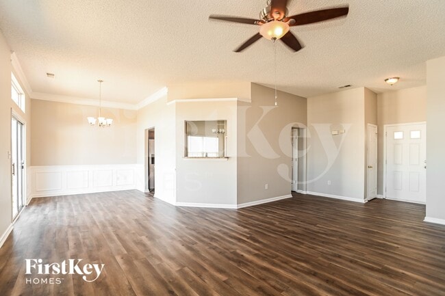 Photo - 7111 Smithton Ln