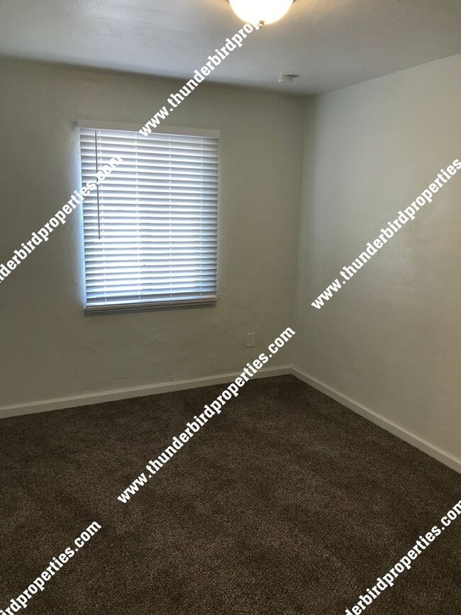 Photo - 1225 San Mateo Blvd SE Unidad 1225 San Mateo -  C