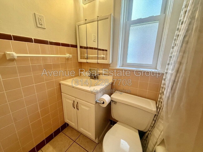 Photo - 7369 Delmar Blvd Unit Apt 2w