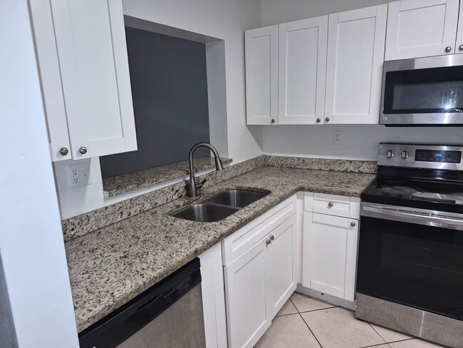 Photo - 2966 Coral Springs Dr