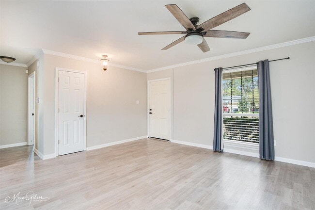 Photo - 9413 Garfield Dr