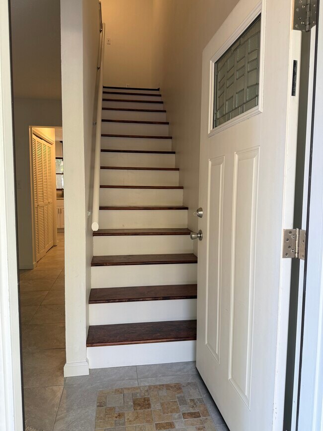 Photo - 727 6th Ave S