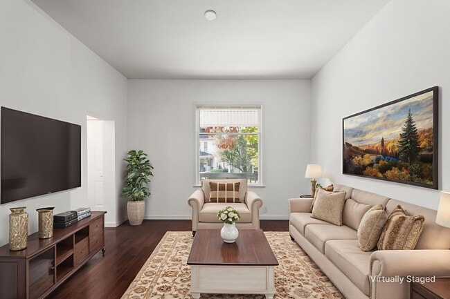 Building Photo - Perfect home in the heart of a great commu...