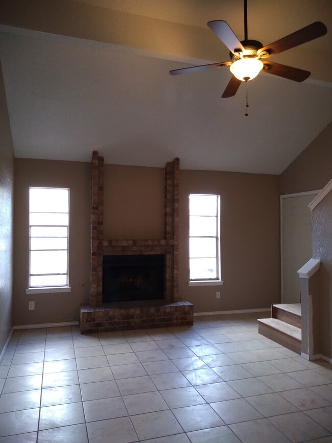 Photo - 3119 Voss Dr
