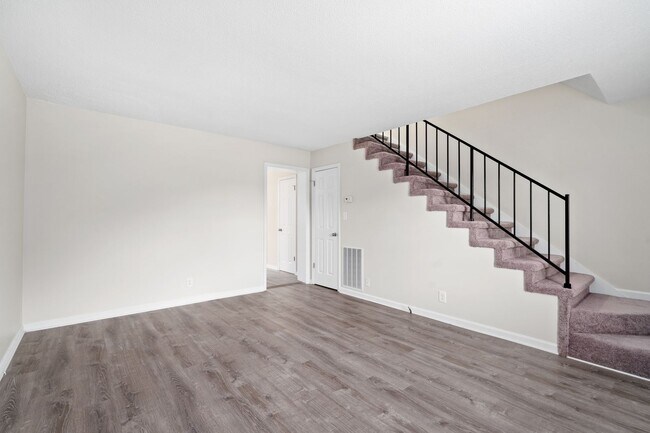 Photo - 1671 Baltimore Dr Unit C