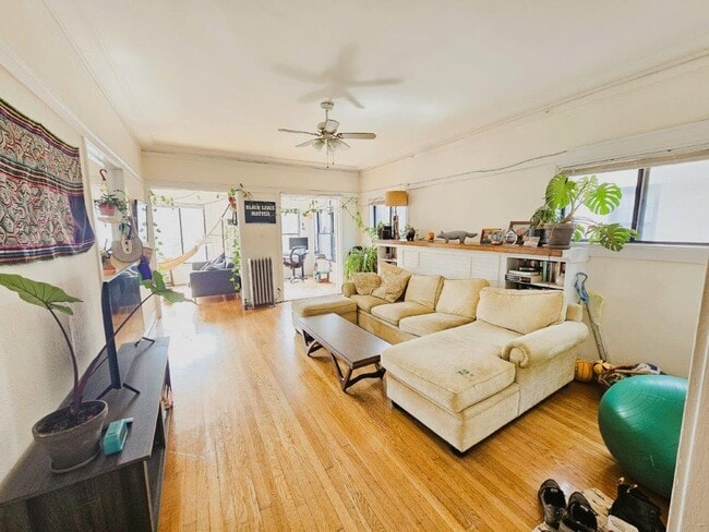 Photo - 1224 W Farwell Ave