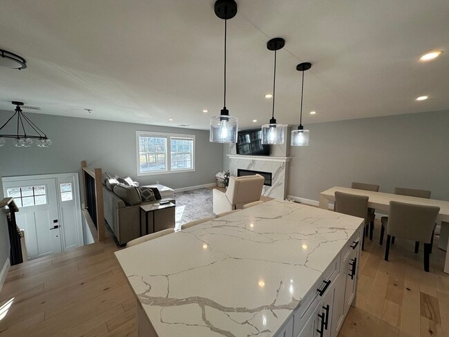 Photo - 456 Parsonage St