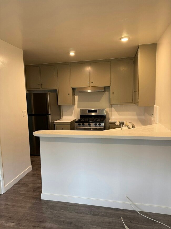 Photo - 6436 Whitsett Ave Unit 5