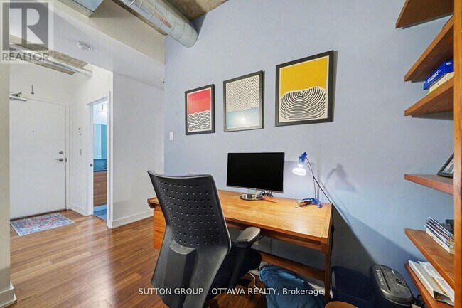 Photo - 354 Gladstone Ave Unit 323