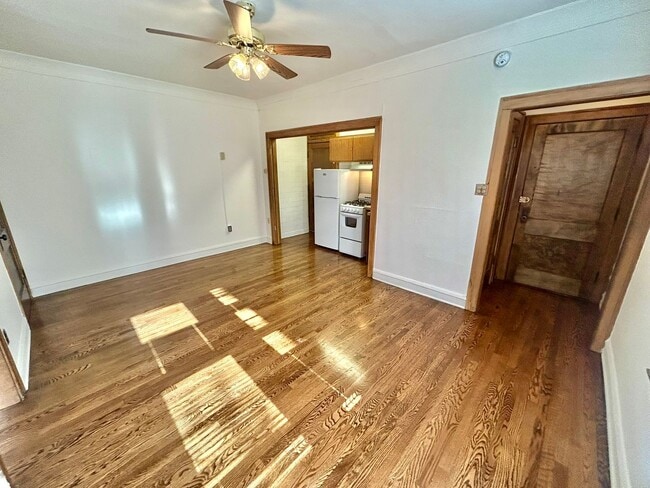 Photo - 2339 N. Geneva