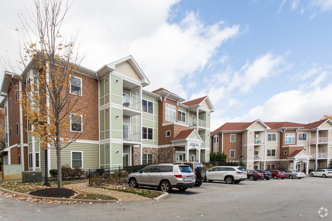 Photo - Madison Reserve Shrewsbury