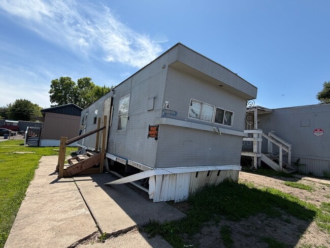 Photo - 2825 SE 14th St