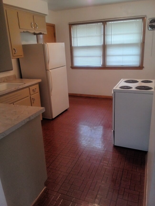 Photo - 7314 W Oklahoma Ave Unit UPPER $1050