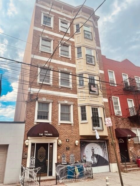 Photo - 206 Adams St Condo Unit 3C