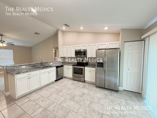 Photo - 2736 SW 161st Loop