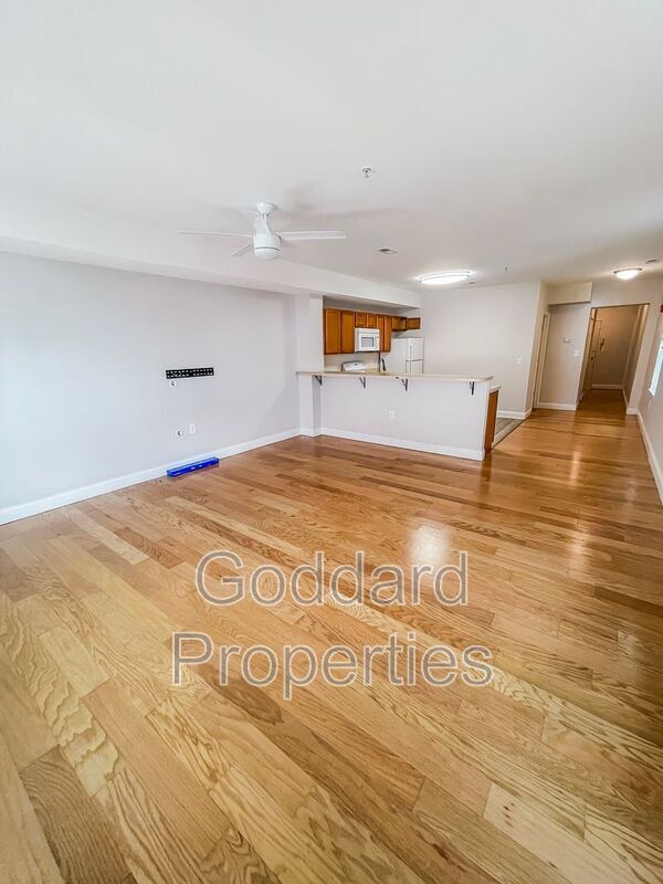 Photo - 2205 N Charles St Unidad 3A