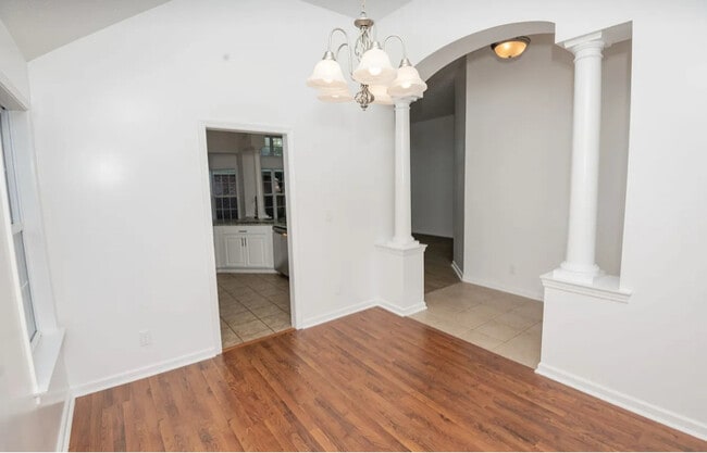 Photo - 7337 Heathermoore Loop