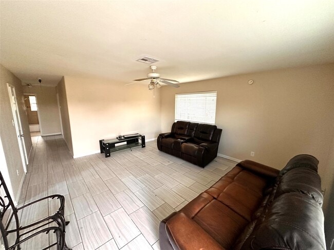 Photo - 2618 Hill Ave