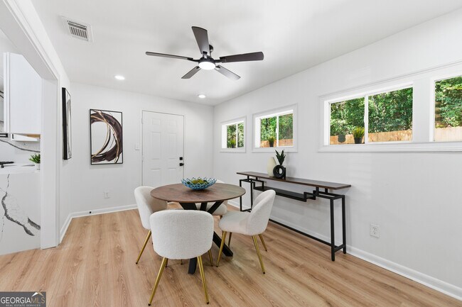 Photo - 2541 Santa Barbara Dr NW