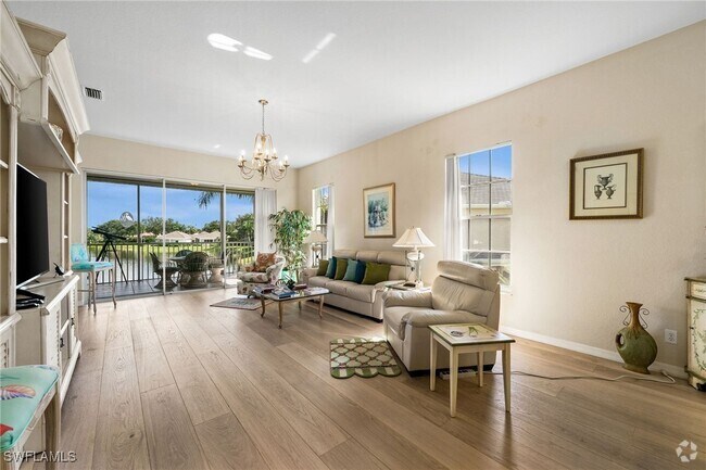 Building Photo - 1905 Seville Blvd Unit 322 Rental