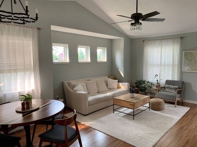 Photo - 3717 Zircon Way