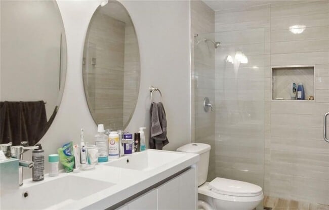 Photo - 6980 Roswell Rd