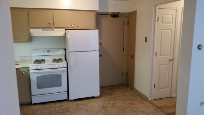 Apartments For Rent Less Than 1 000 In Chicago Ridge Il Photo 5820 107th Ct Way Unit 2