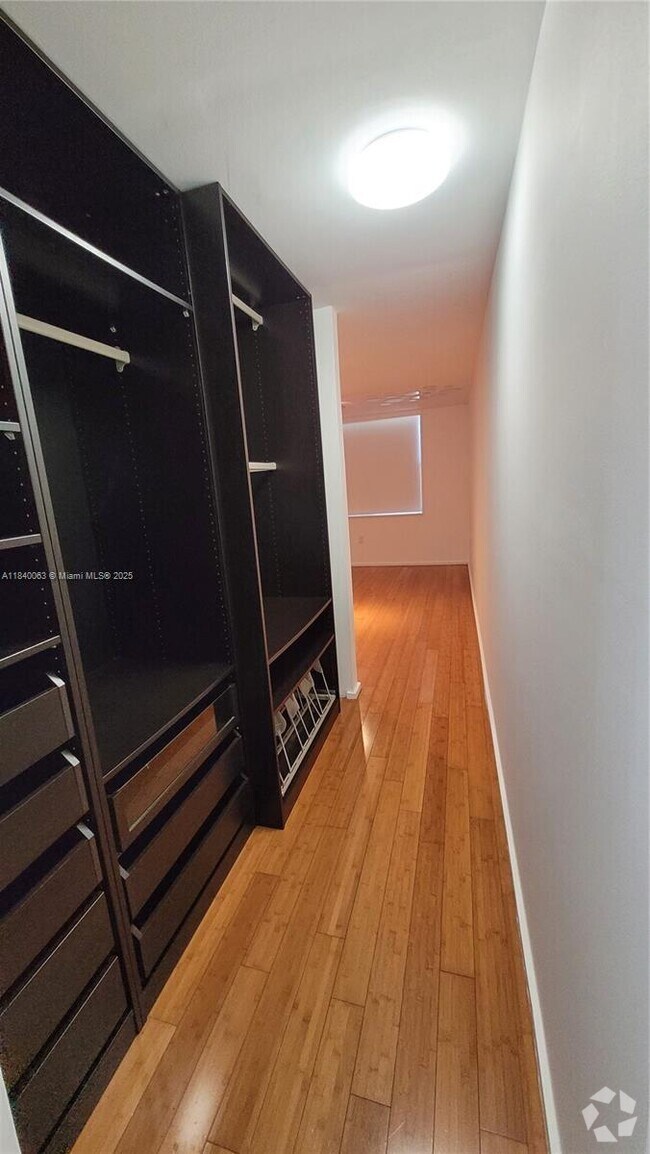 Building Photo - 1800 Sans Souci Blvd Unit 316 Rental