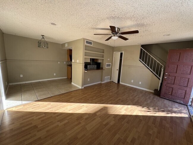 Photo - Remodeled Townhome in West Phoenix
