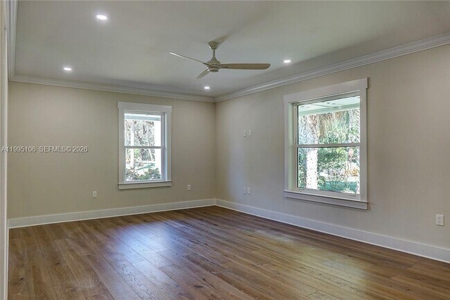 Photo - 55 N Sewalls Point Rd