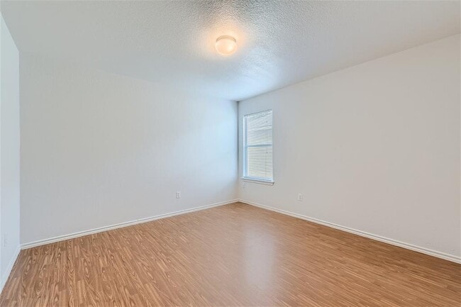 Photo - 18408 Cloudmore Ln