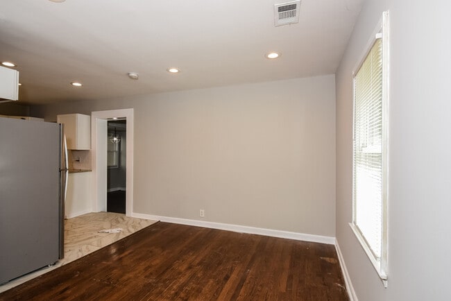 Photo - Fantastic 4bd/2ba home! Coming soon!