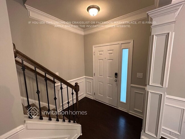 Photo - 617 Augustus Lane